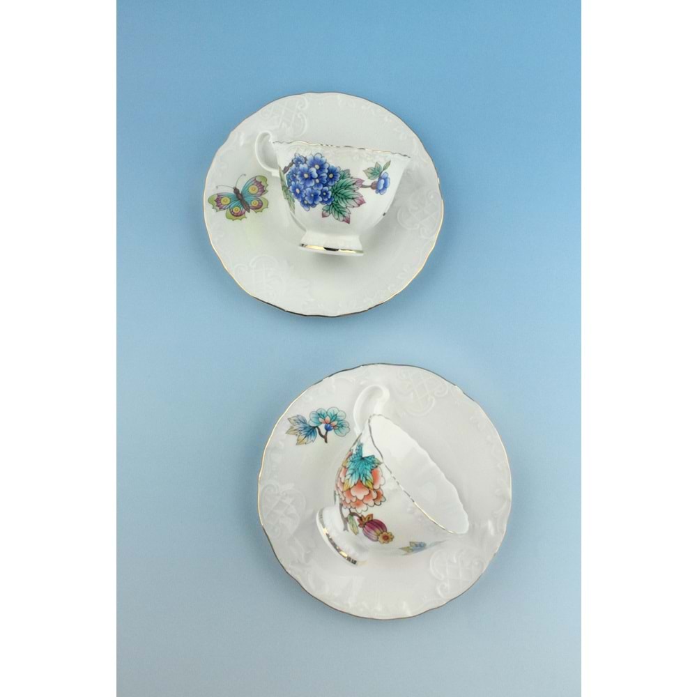 Renkli çiçek buketi 2 kişilik kahve fincan takımı